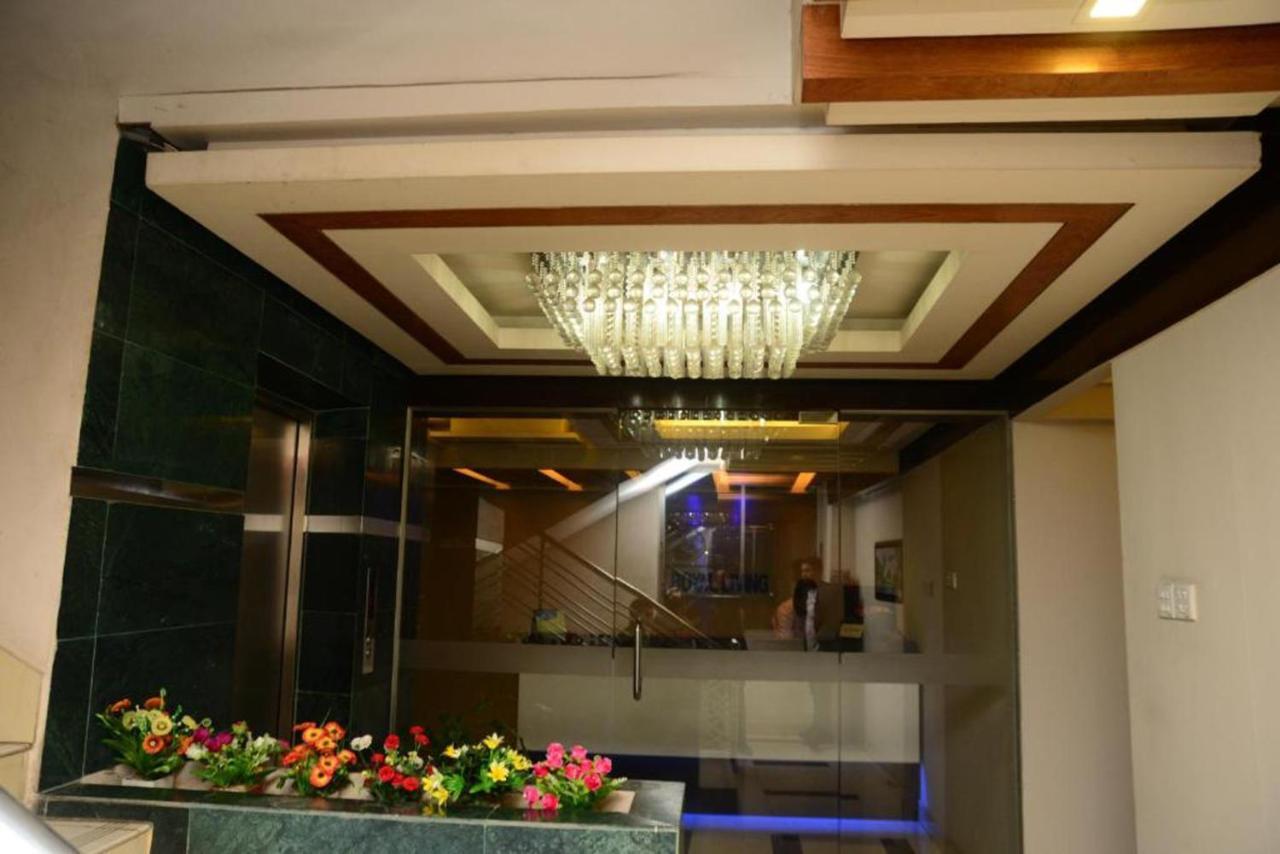 Hotel Royal Living Hotel&Suites Chittagong Buitenkant foto