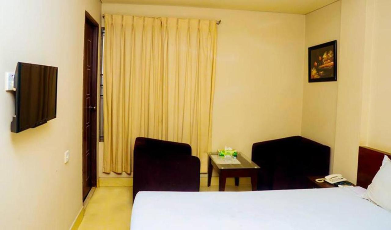 Hotel Royal Living Hotel&Suites Chittagong Buitenkant foto